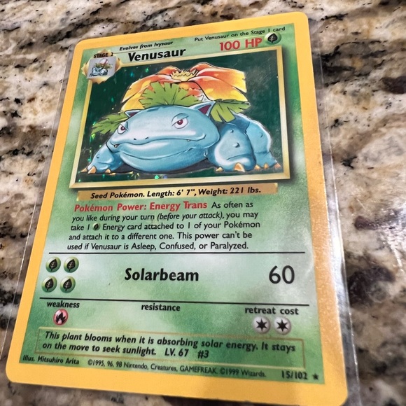 Holo Venusaur - Pokémon Card - 15/102 - Picture 2 of 3